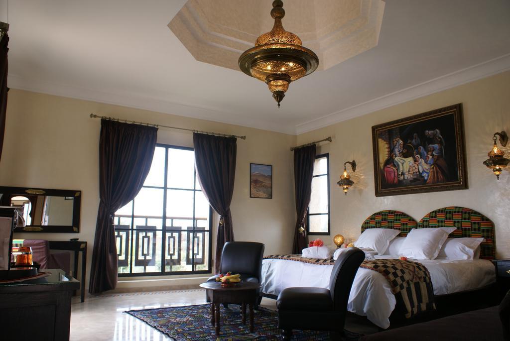 La Kasbah Aalma D'Or Hotell Najem Rum bild