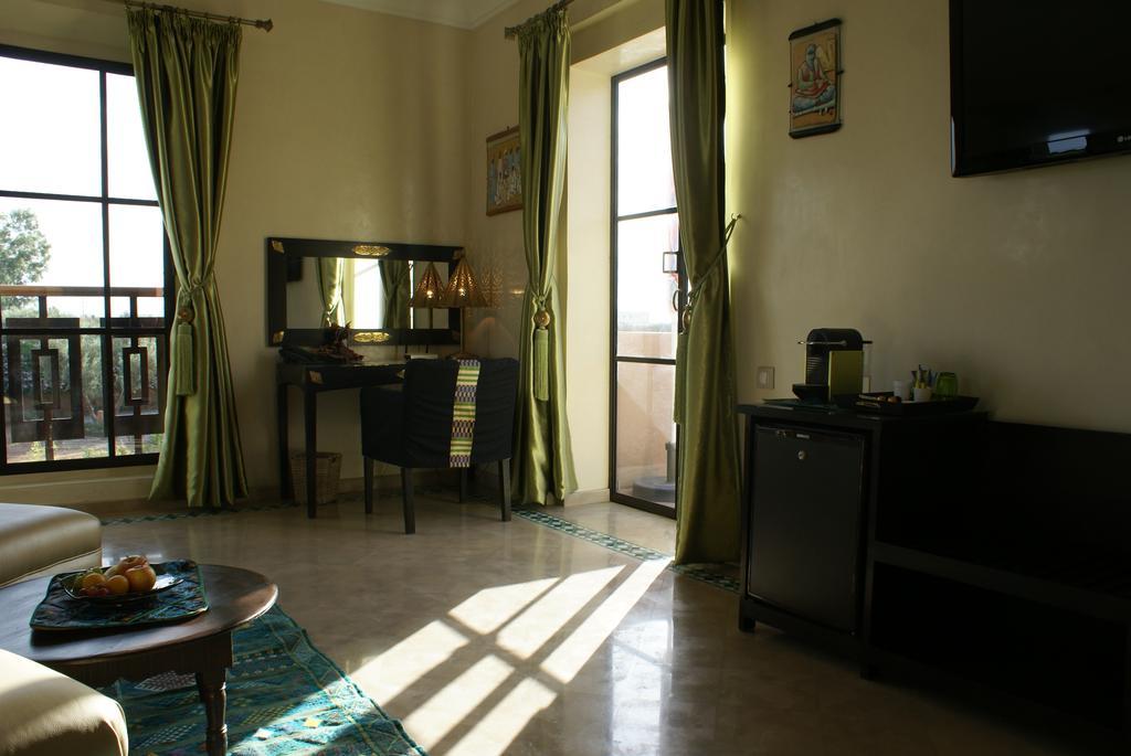 La Kasbah Aalma D'Or Hotell Najem Rum bild