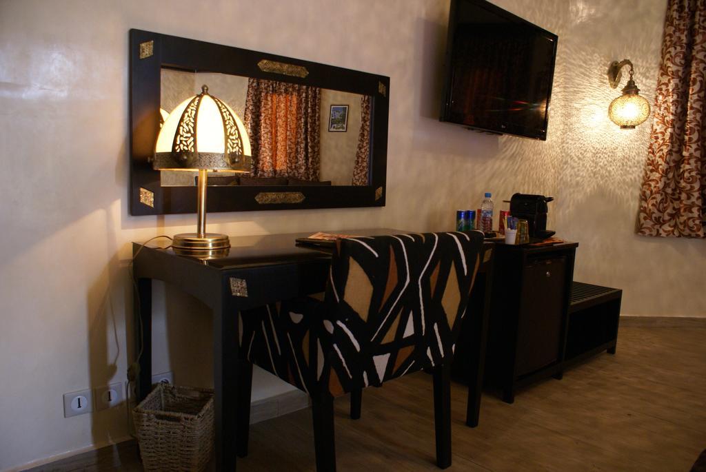 La Kasbah Aalma D'Or Hotell Najem Rum bild